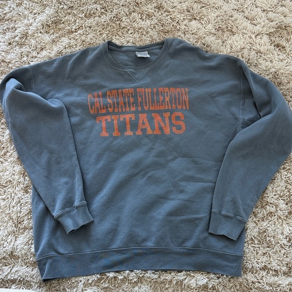 Tops - Cal State Fullerton Titans Sweatshirt